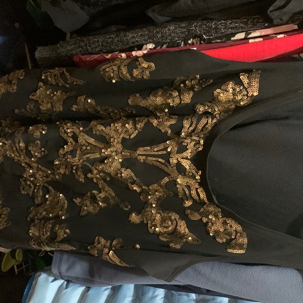 Express tank top size large